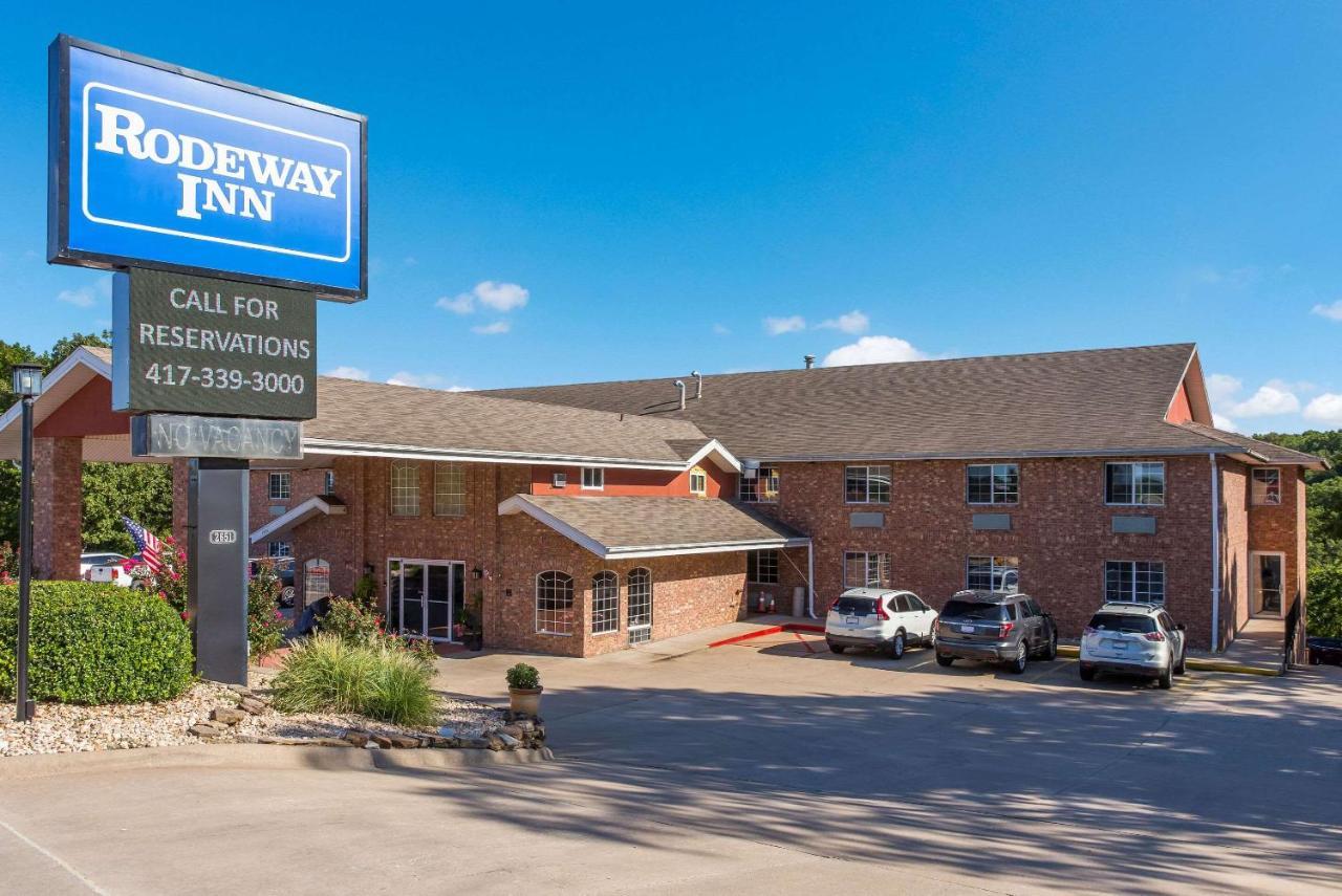 Rodeway Inn Branson, Brick House Exterior foto